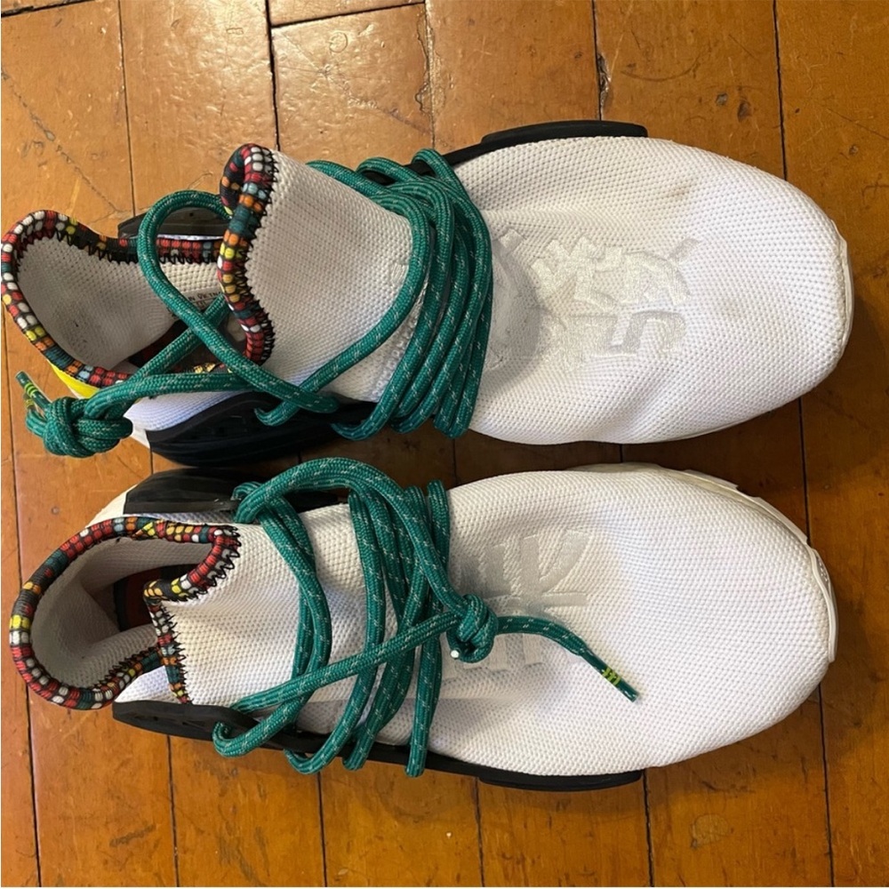 adidas Kids White and Black Sneakers with Teal Laces